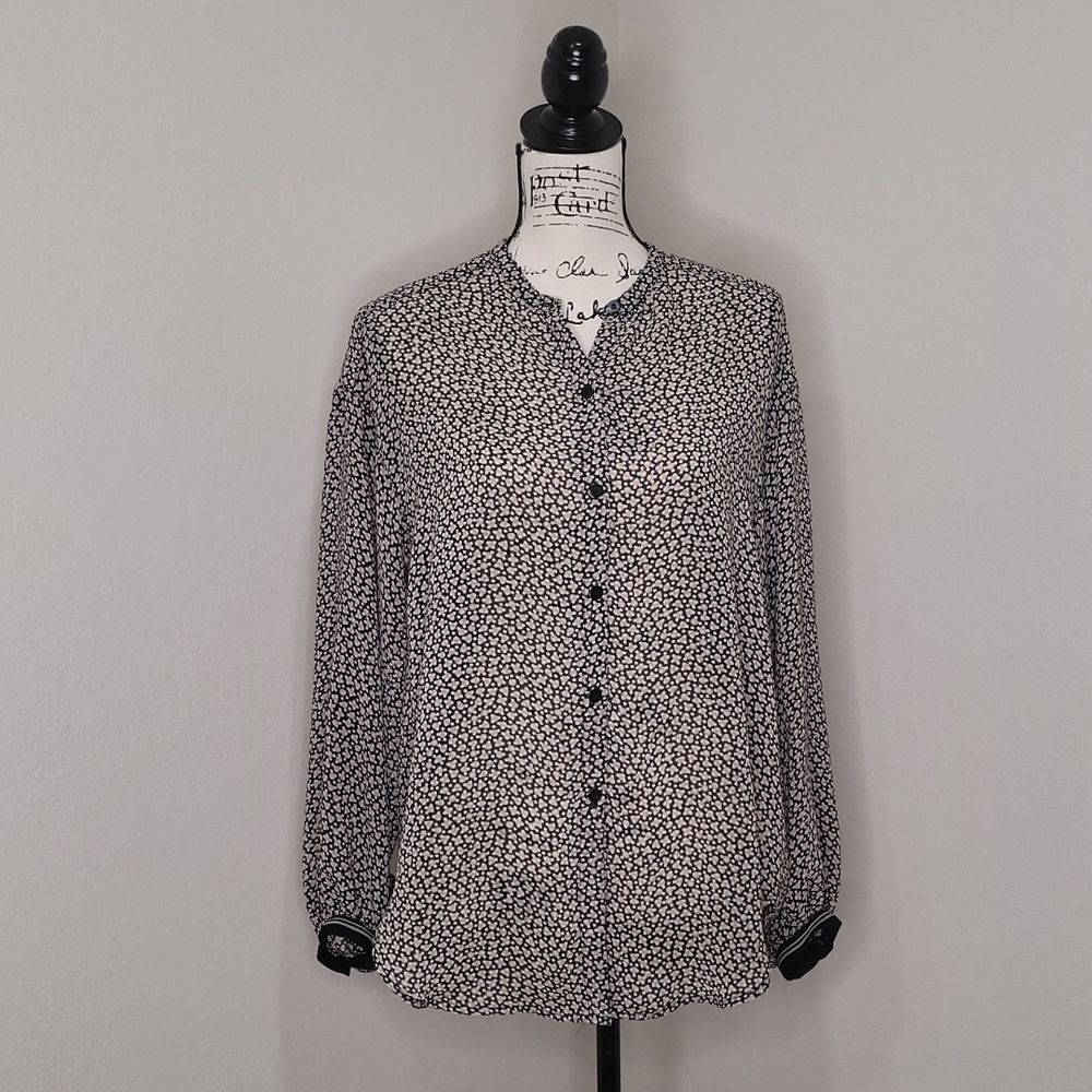 Max Studio Blouse. *